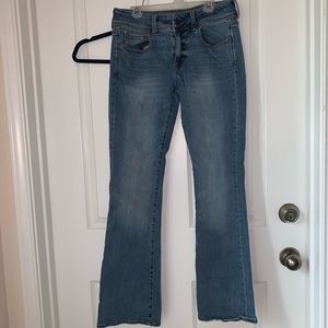 American Eagle Skinny Kick Jeans